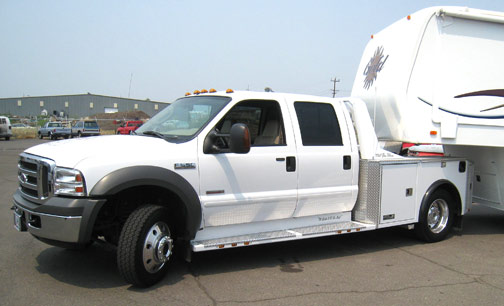 RV Totters for F-450 and F-550 Ford trucks pulling 5th wheel trailers from Highway Products. 